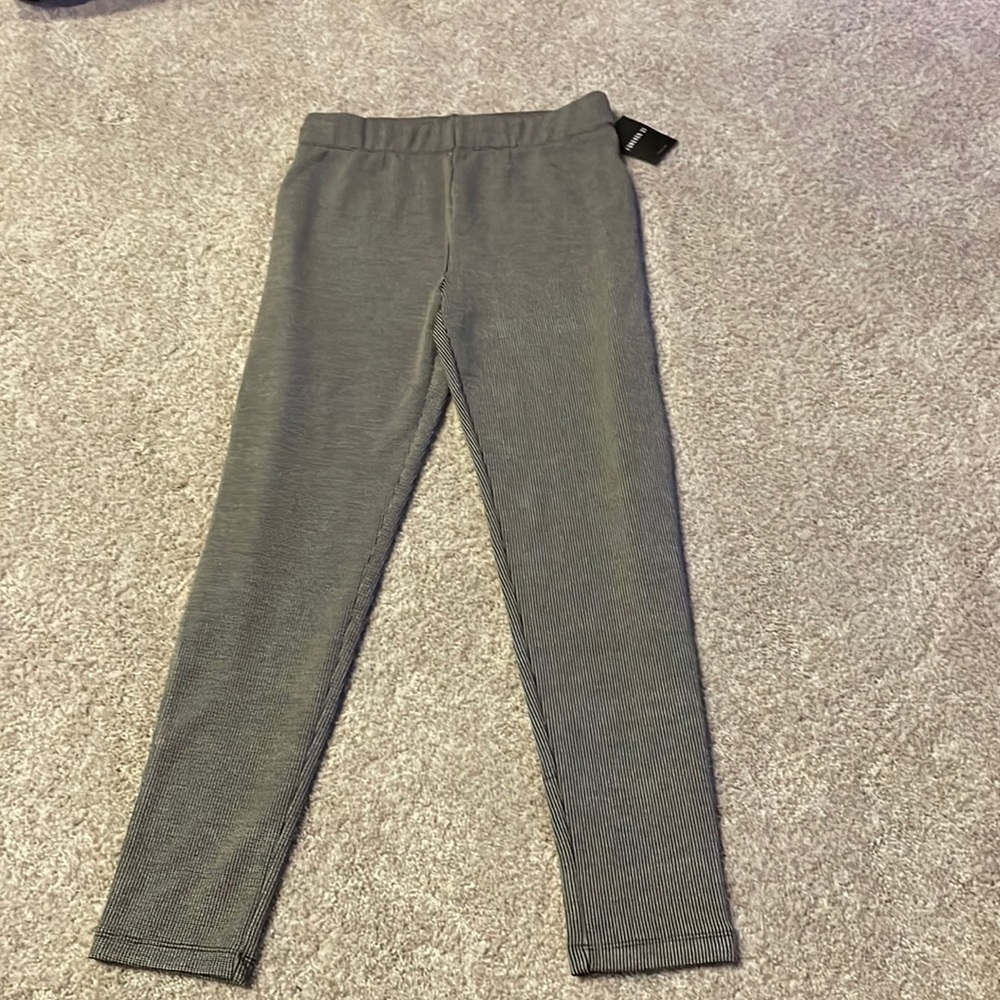Never worn dress stretchy pants